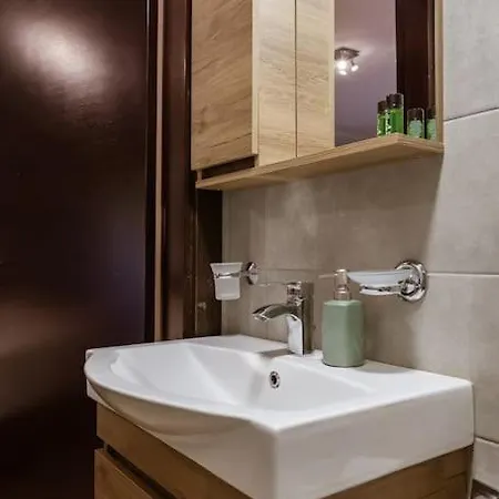 Serenity For Couples Apartment *